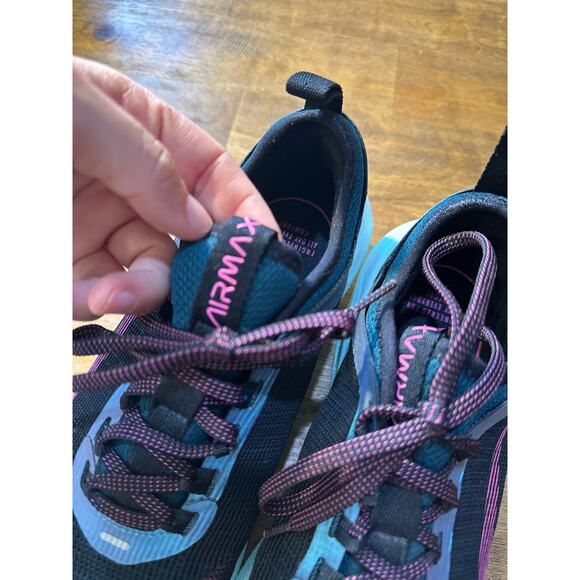 Nike Air Max FLY Women's Size 8.5 - Black/Gray/Pink Sporty Chic Colorful - Picture 3 of 11